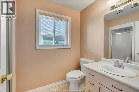 1078 Treverton Windsor ON N8P 1S5