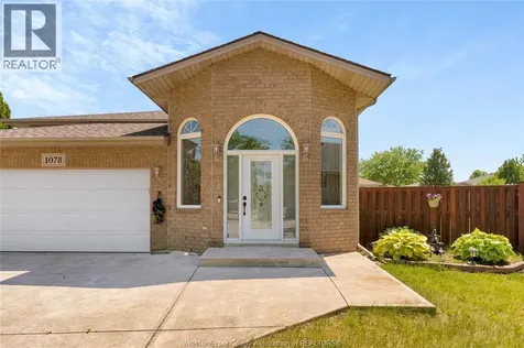 1078 Treverton Windsor ON N8P 1S5