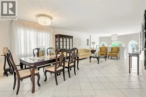 1078 Treverton Windsor ON N8P 1S5