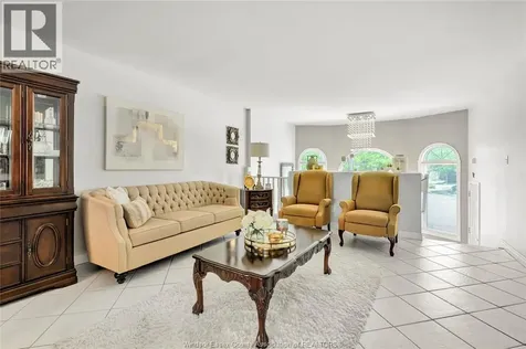 1078 Treverton Windsor ON N8P 1S5
