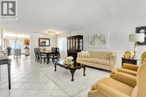 1078 Treverton Windsor ON N8P 1S5