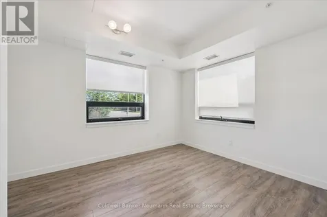 1219 Gordon Street Guelph (kortright West) ON N1L 0M9