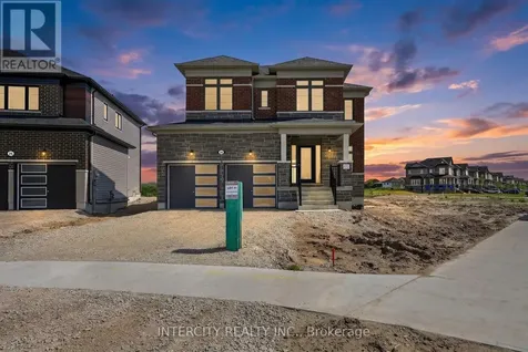 24 Legacy Circle Wasaga Beach ON L9Z 0L8