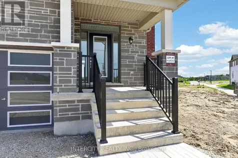 24 Legacy Circle Wasaga Beach ON L9Z 0L8