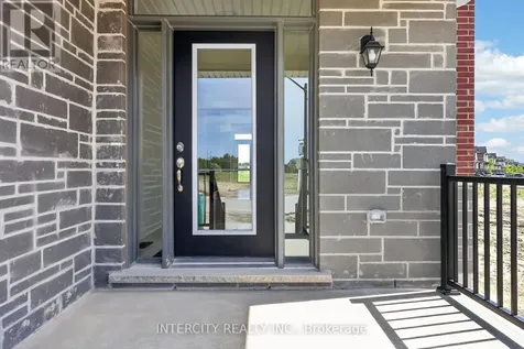 24 Legacy Circle Wasaga Beach ON L9Z 0L8