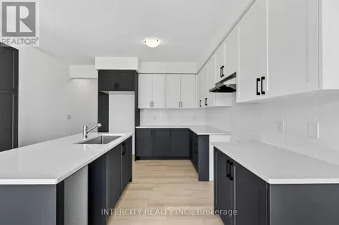 22 Legacy Circle Wasaga Beach ON L9Z 0L8