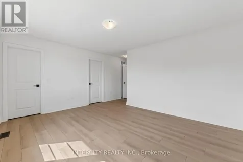 22 Legacy Circle Wasaga Beach ON L9Z 0L8