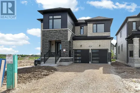22 Legacy Circle Wasaga Beach ON L9Z 0L8