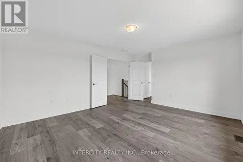 26 Legacy Circle Wasaga Beach ON L9Z 0L8