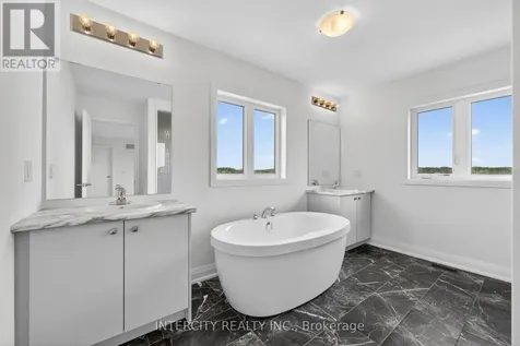 26 Legacy Circle Wasaga Beach ON L9Z 0L8