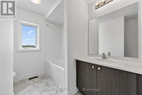 26 Legacy Circle Wasaga Beach ON L9Z 0L8