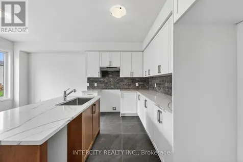 16 Legacy Circle Wasaga Beach ON L9Z 0L8
