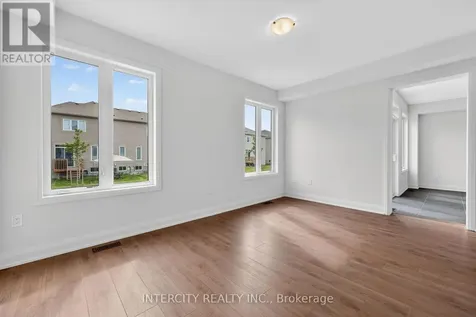 16 Legacy Circle Wasaga Beach ON L9Z 0L8