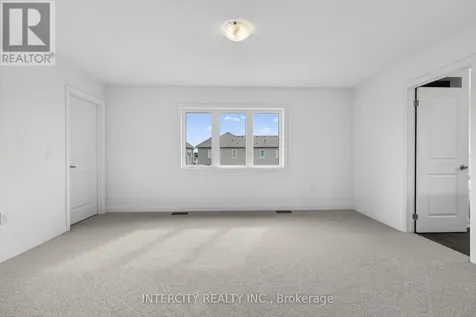 16 Legacy Circle Wasaga Beach ON L9Z 0L8
