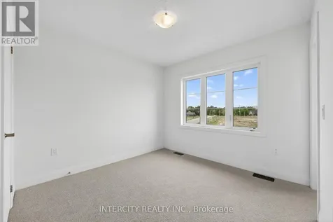 16 Legacy Circle Wasaga Beach ON L9Z 0L8