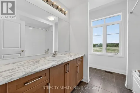 16 Legacy Circle Wasaga Beach ON L9Z 0L8