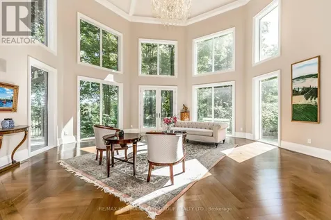 1865 Davis Drive West King ON L3Y 4V9