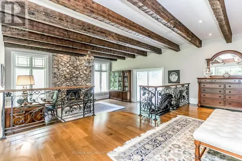 1865 Davis Drive West King ON L3Y 4V9