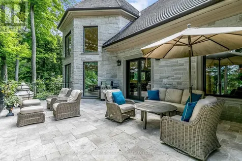 1865 Davis Drive West King ON L3Y 4V9