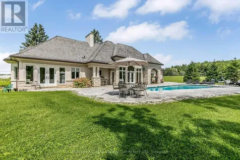 1865 Davis Drive West King ON L3Y 4V9