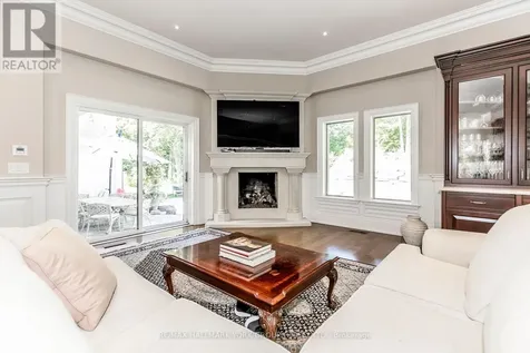 1865 Davis Drive West King ON L3Y 4V9