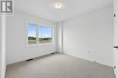 14 Legacy Circle Wasaga Beach ON L9Z 0L8