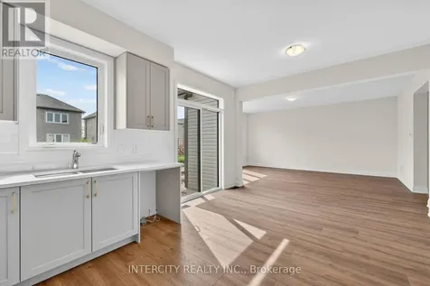 18 Legacy Circle Wasaga Beach ON L9Z 0L8