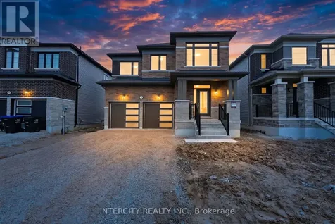 18 Legacy Circle Wasaga Beach ON L9Z 0L8