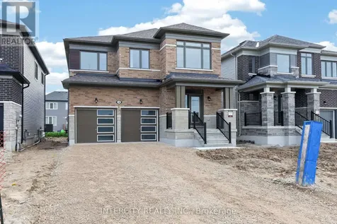18 Legacy Circle Wasaga Beach ON L9Z 0L8