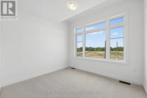 18 Legacy Circle Wasaga Beach ON L9Z 0L8