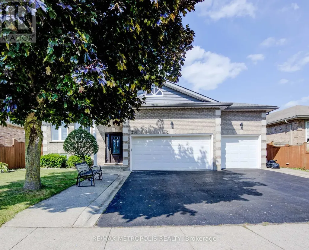 258 Saginaw Parkway Cambridge ON N1T 1R7