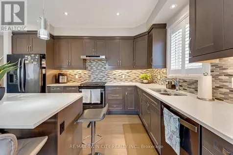 86 Woodberry Crescent Kitchener ON N3B 0C8