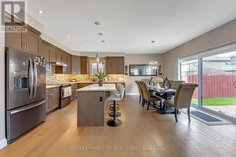 86 Woodberry Crescent Kitchener ON N3B 0C8