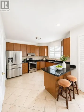 27 Dellgrove Circle Cambridge ON N1T 2J8