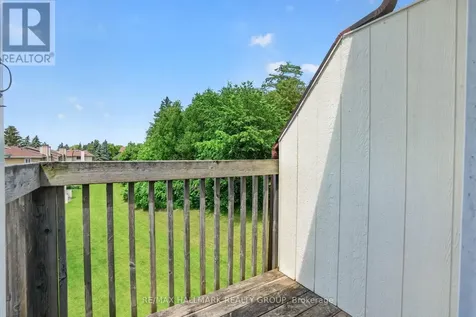 6609 Bilberry Drive Ottawa ON K1C 4N5