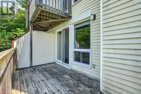 6609 Bilberry Drive Ottawa ON K1C 4N5