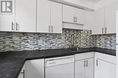 6609 Bilberry Drive Ottawa ON K1C 4N5