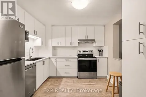 1856 Summerfields Crescent Ottawa ON K1C 7B7