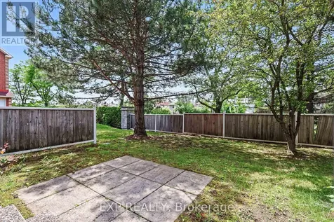 1856 Summerfields Crescent Ottawa ON K1C 7B7