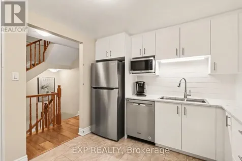 1856 Summerfields Crescent Ottawa ON K1C 7B7