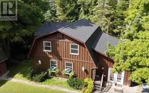 44 Whitefish Boulevard South Bruce Peninsula ON N0H 2T0