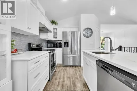 11266 Timber Bay Crescent Windsor ON N8R 2L2