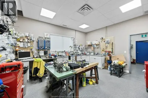 340 Croft Lakeshore ON N8N 2L9