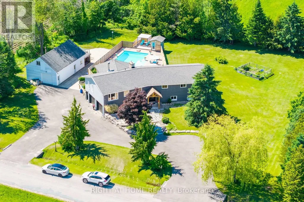 560 Concession Road 15 West Tiny ON L9M 0K4