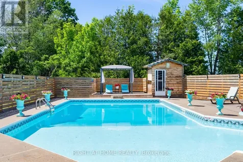 560 Concession Road 15 West Tiny ON L9M 0K4