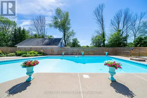 560 Concession Road 15 West Tiny ON L9M 0K4