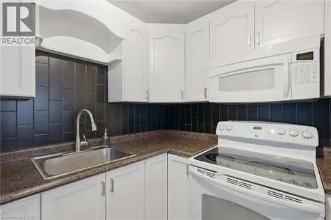 386 Highland Road West Stoney Creek ON L8J 3P9
