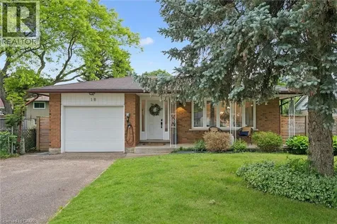 18 Jasper Court Kitchener ON N2E 1C6