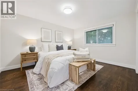 18 Jasper Court Kitchener ON N2E 1C6