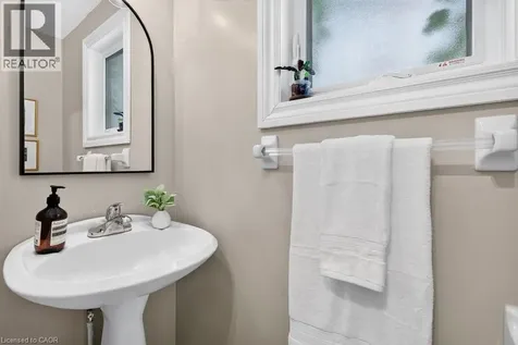 2255 Vista Oak Road Oakville ON L6M 3L8